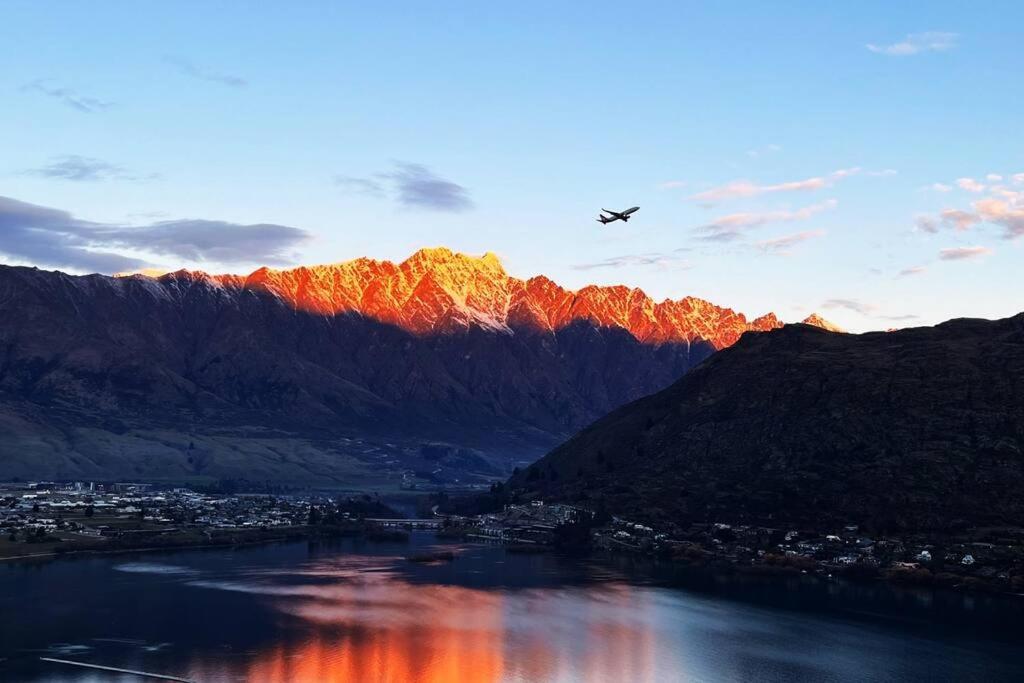 Views On Florence Queenstown Exteriör bild